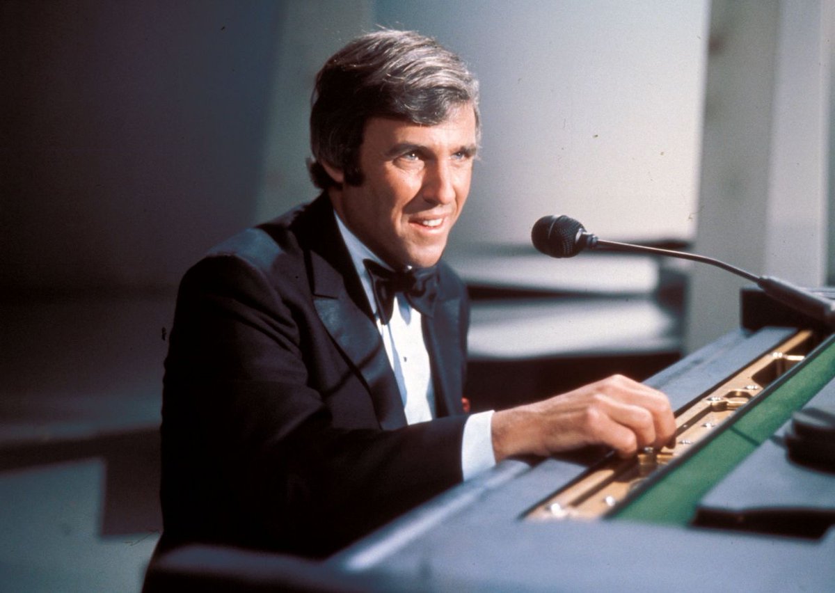 LouisTrapani's tweet image. R.I.P. Burt Bacharach &amp;gt;&amp;gt; Burt Bacharach, writer of such classic pop hits as 'Raindrops Keep Fallin' on My Head,' dies at 94 | CNN buff.ly/3YBMzrK