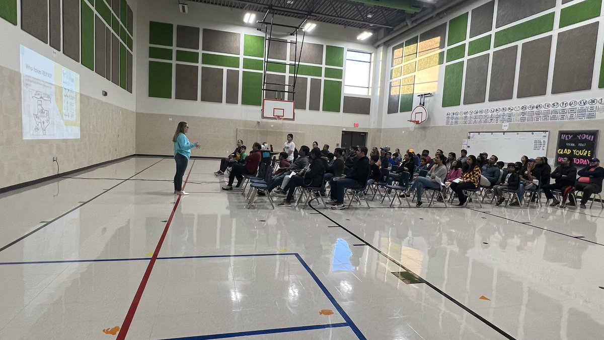 JenaSalomon's tweet photo. If you want to know how @LiscanoElem and @friscoisd serve &amp; support our Emergent Bilingual students, @MrsMcCue_LC is your gal! We are blessed by the very best!! #LiscanoProud #LiscanoEXTRA5 #FISDWeAreOne @FISD_EB https://t.co/4NmkSB1wiN