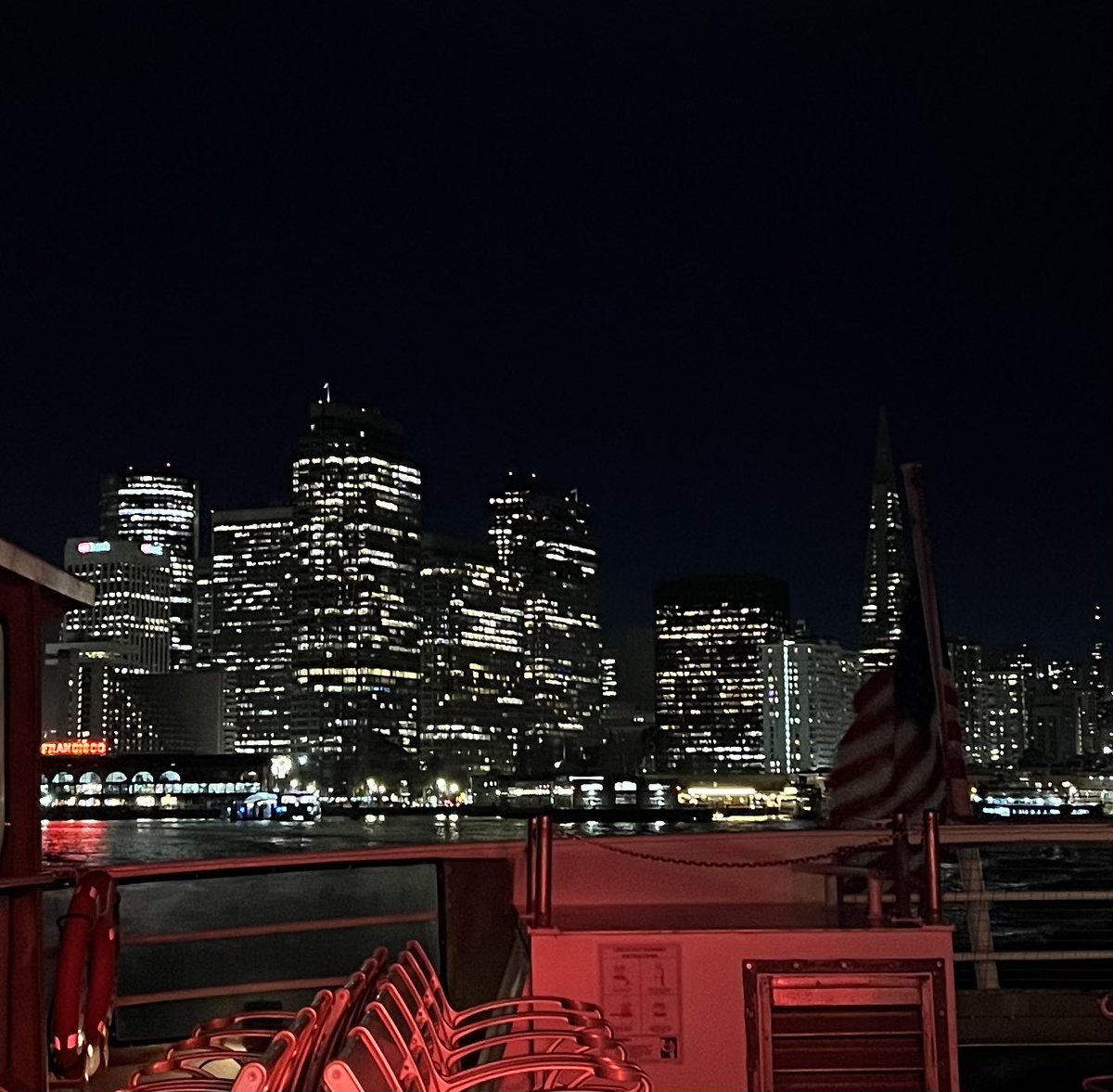 Alyene Schneidewind tweet media