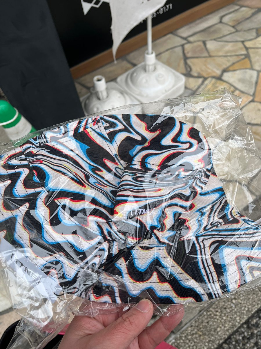 majikayo_sauna's tweet photo. ちょっと早めの誕プレいただいたので今日はニコーリフレに引きこもります🥺
#ニコーリフレ
#TTNE
#saunapassion
#CotaMori
#サウナハット何個目だろう
#バケットサウナハットは初体験
#もったいなくて使えない
#相変わらずの写真センスのなさ https://t.co/hHOCKuTh1o