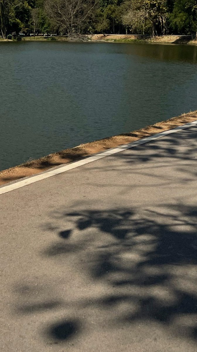 อ่างแก้วตอนเที่ยง 5555555
คือคิดไรอยู่พส ⛰️🫧🛁