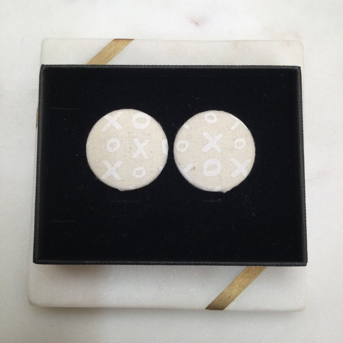 Excited to share this item from my #etsy shop: Naughts and Crosses Fabric Button Stud Earrings 23mm 27mm - Beige Earrings - Button Earrings - Fabric Earrings - Rockabilly - Retro etsy.me/3RQ2JeV
#earrings #studearrings #buttonearrings #fabricstuds #xo