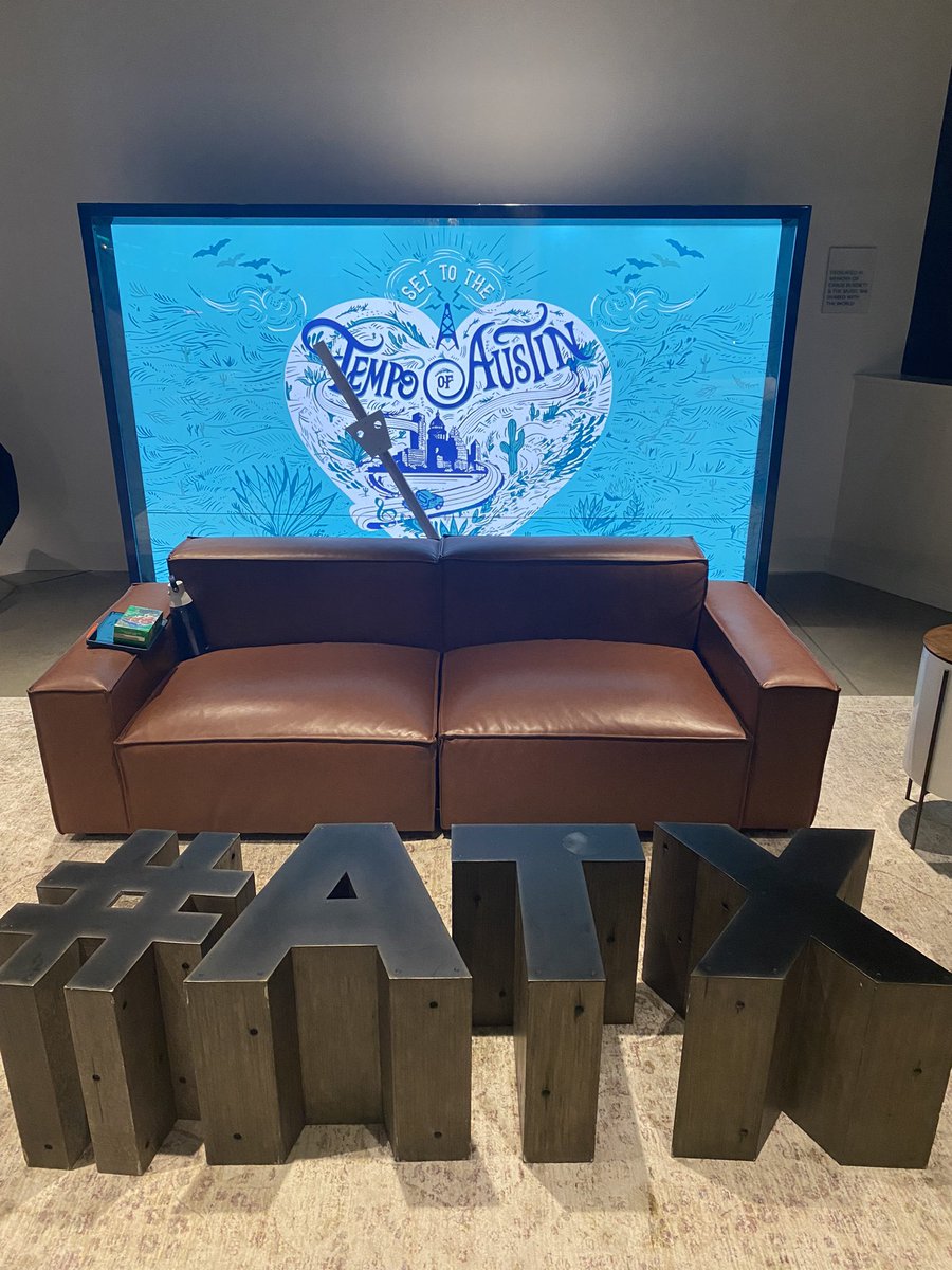 .<a href="/KMFAClassical/">KMFA Classical 89.5</a> getting ready for our Borderlands concert and I really want to see the giant metronome in action #ATX