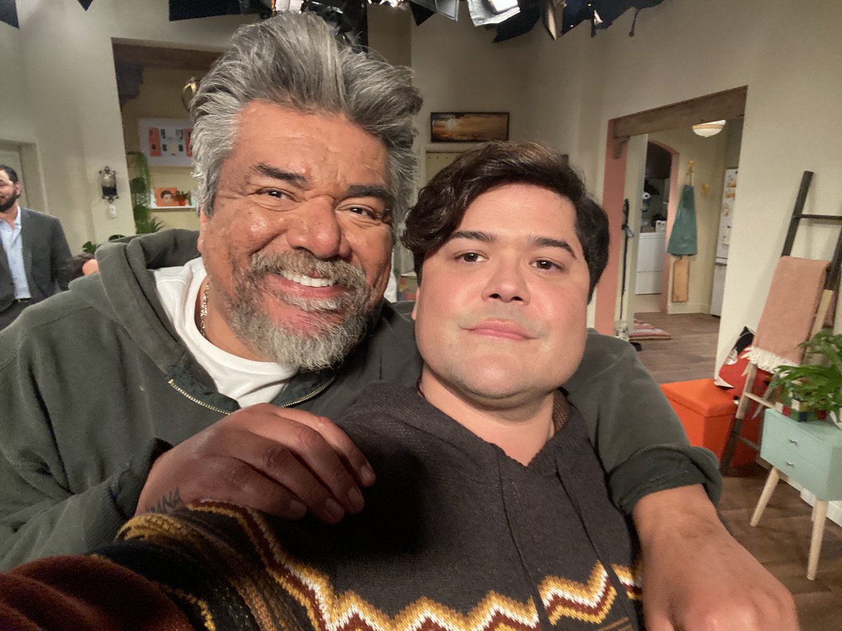 With the OG @georgelopez .. Tnx for the warm welcome ! #LopezVSLopez