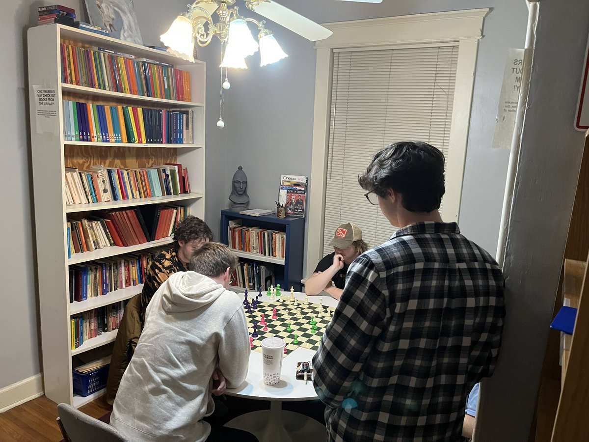 NashvilleChessCenter tweet media