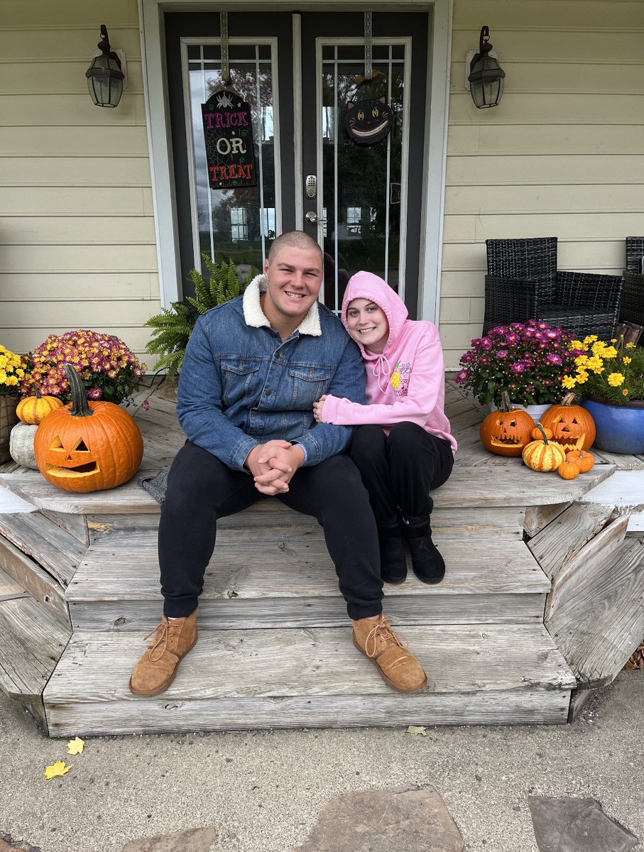Masonimbt50's tweet photo. Words cannot describe how proud of you I am and how happy I am for you you did something incredible your so strong and such an inspiration for everyone I’m so grateful to have you in my life and to be apart of your fight I love you so much congratulations you did it. https://t.co/5rc9b5dooC