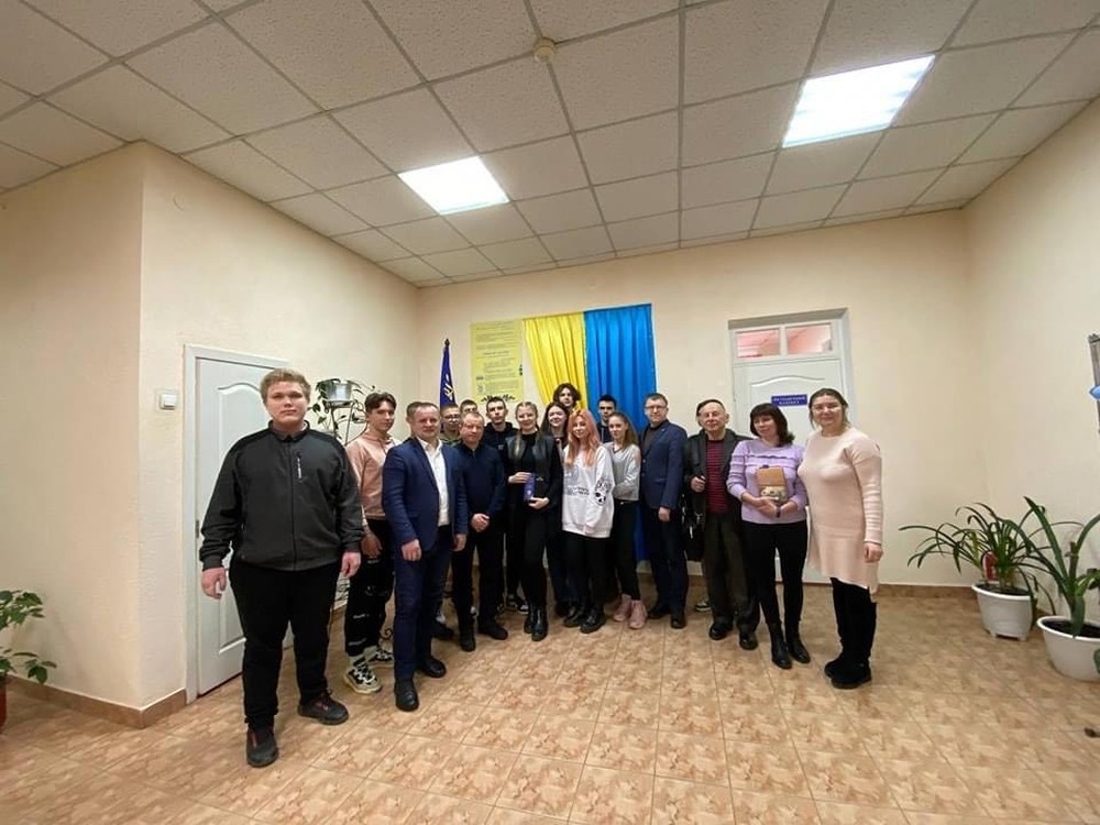 Представники кафедри історії НаУОА відвідали Острозький ліцей №3 та Острозький ліцей №1 dlvr.it/SjBrrm