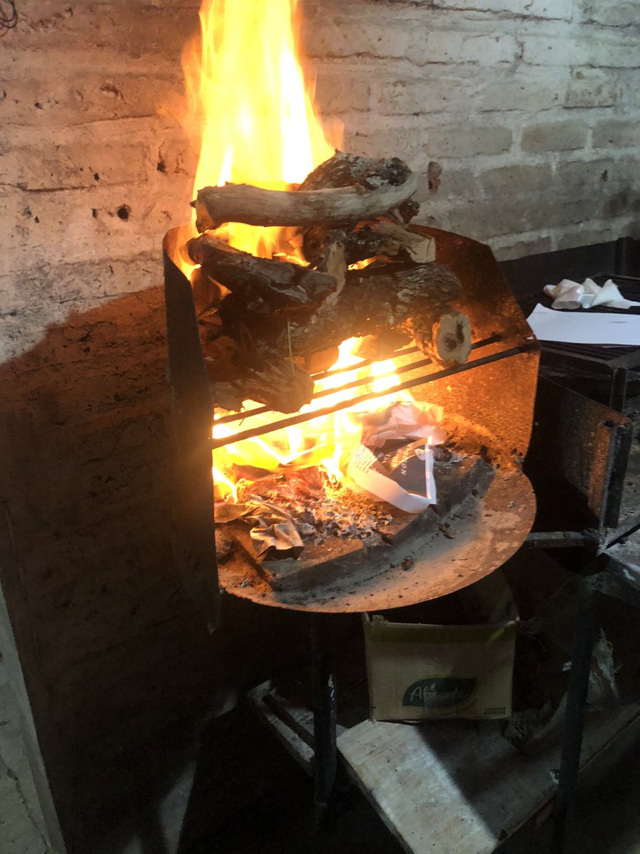 fabianramirez66's tweet photo. Pura cuestión artesanal https://t.co/lEBKhQ2A4V