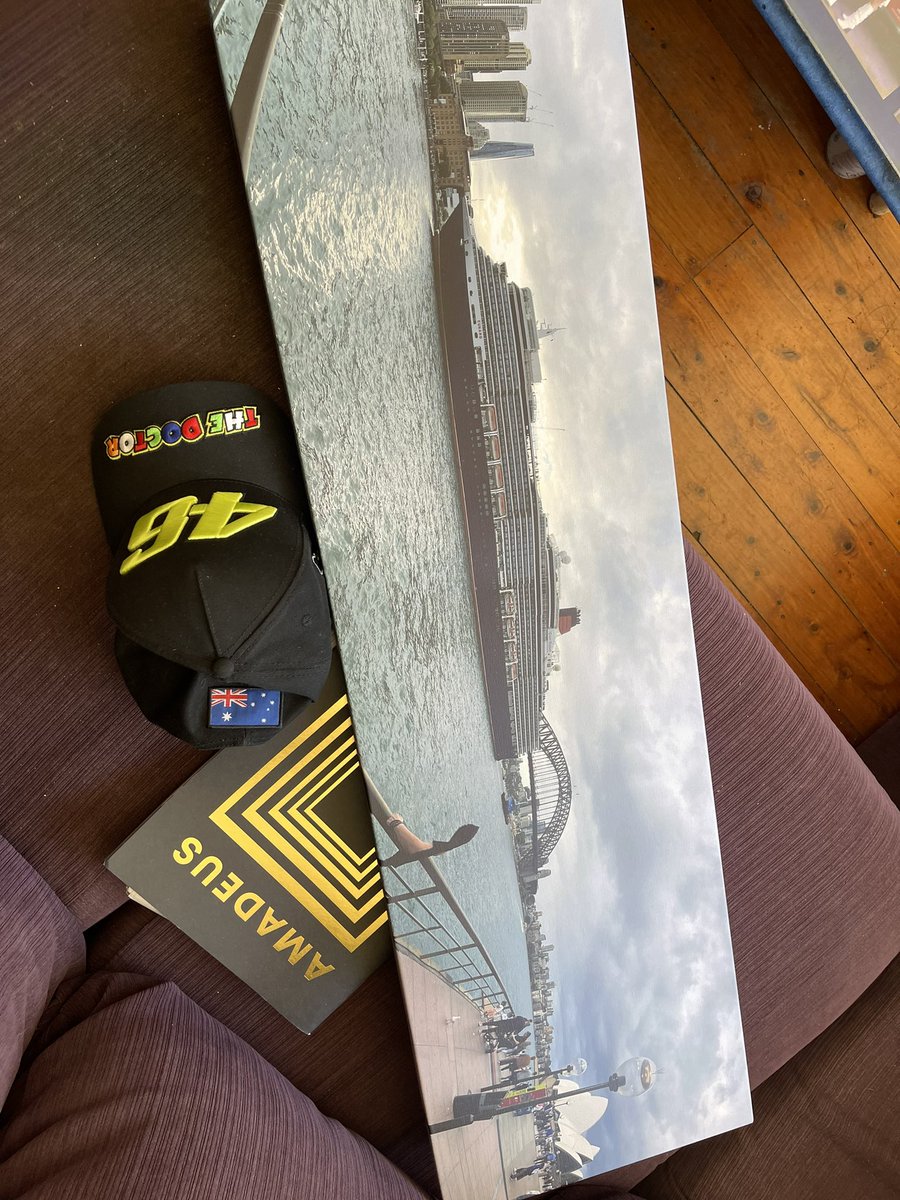 jansy0411's tweet photo. Who likes  this picture’s took it a few weeks ago and I made it into a canvas ..🚣🏾🚣🏾🚣🏾🚣🏾 https://t.co/PsjDY0B5Av