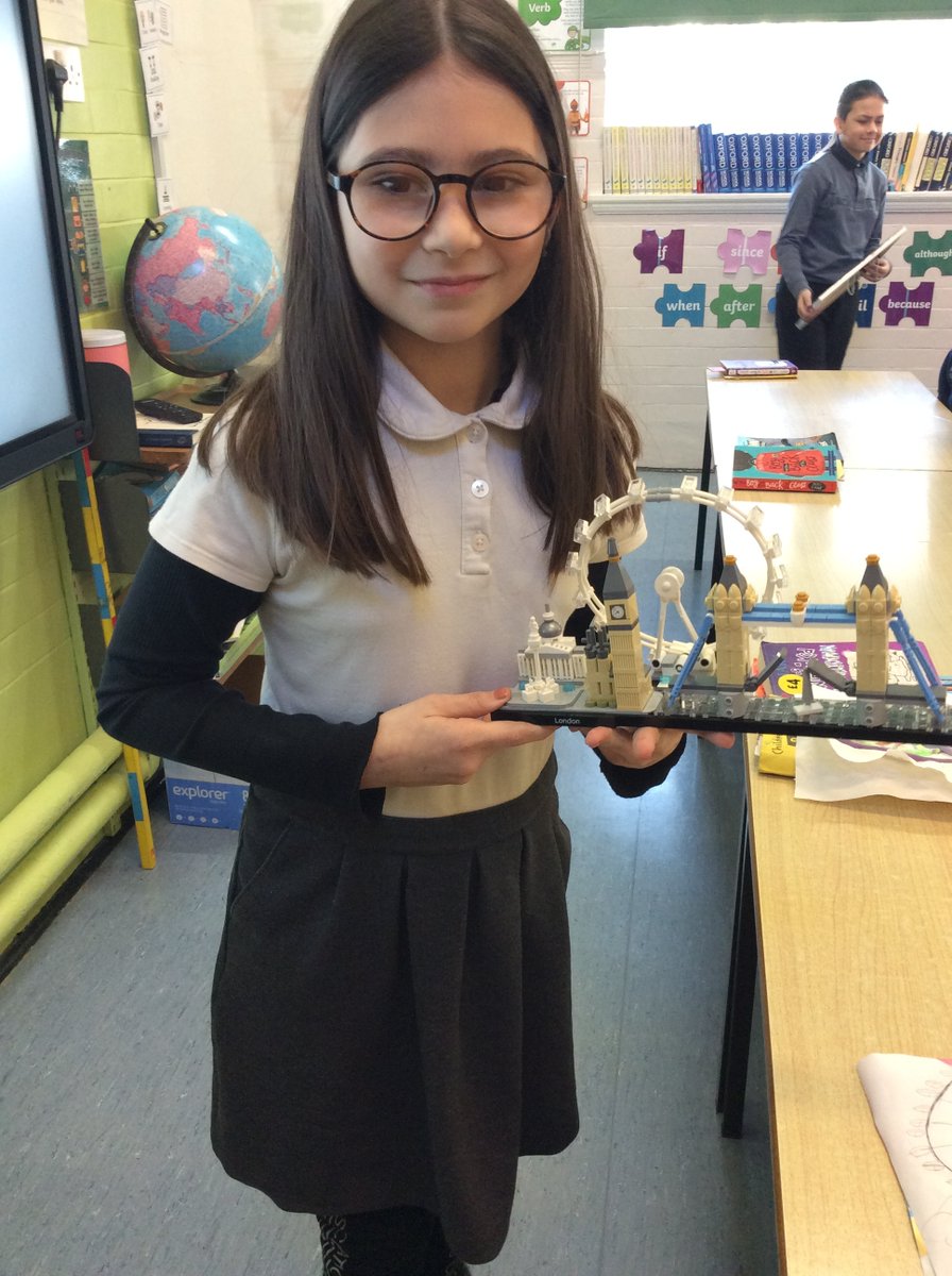 falconbrookSW11's tweet photo. Wow - Year 5 have been very busy recreating @TheLondonEye for their homework project. What impressive models and pictures they have created! #funatfalconbrook https://t.co/SBu8QpI6b2