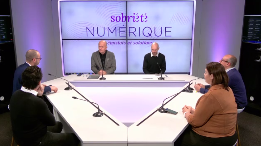 LEVENEMENTAsso's tweet photo. ☕️ Café Morning de LÉVÉNEMENT sur la sobriété numérique avec : 
Laurent Bel CEO @AppcraftE 
@fredcavazza DG @SYSK
@chriswinwin président @agencewinwin 
@fabiegt dir. associée @Brainsonic_Live
@jeancharlesnic3 CEO @wisembly 
Nicolas Turpin fondateur @ekoEvents 

#eventprofs https://t.co/wUXEZEt79E