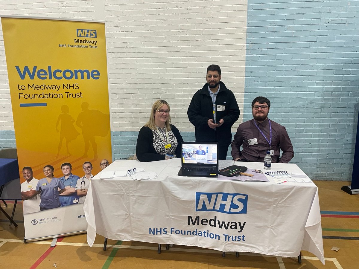 We had a brilliant time @TheHowardTHAT School Careers Fayre on Wednesday! Was great to speak to so many students about the many opportunities available at #MedwayNHS