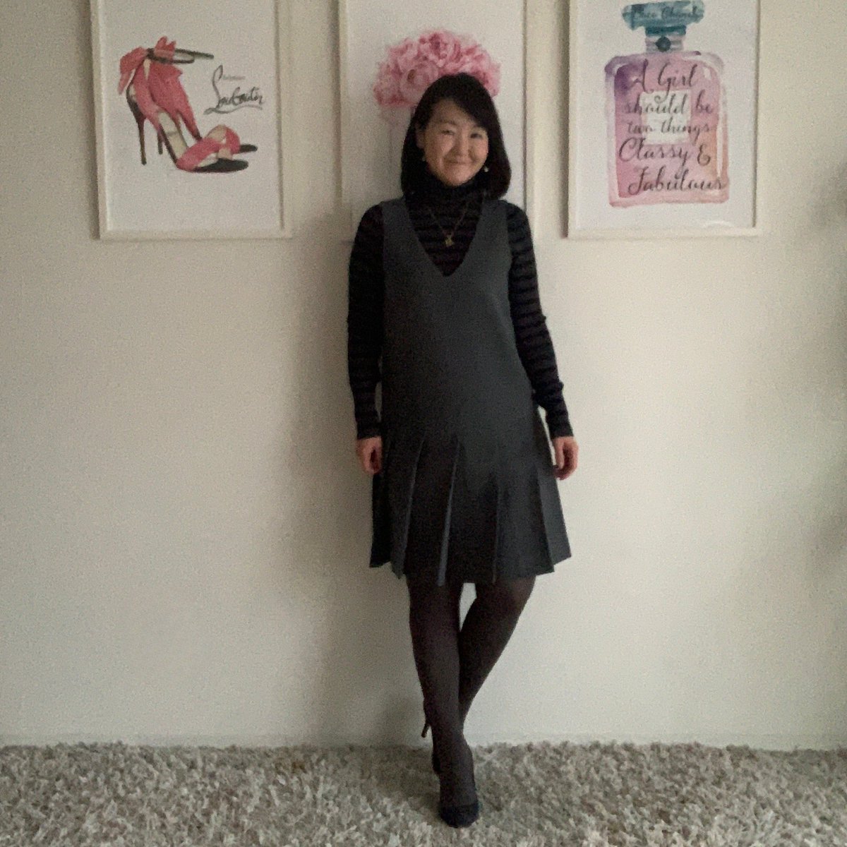 omenterprise's tweet photo. 本日のコーデ♪
久々にジャンパースカートを
着用しました☺️
⭐︎Cloth:
Tops: #GalerieVie
JumperSkirt: #MarcJacobs
Shoes: #KarmineMode
⭐︎Perfume:
#Dior: #MissDior https://t.co/AMd4IBrS3N