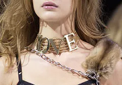 seoyeon_se's tweet photo. a commission for my friend d&amp;g 2003 love choker
everything made by me ^^ https://t.co/iXnPMklWFm