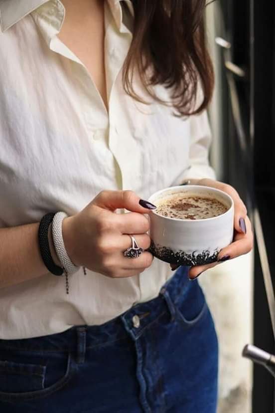 Myratte1's tweet photo. احلى فنجان صباحي ☕☕ https://t.co/jrQK91eg5f