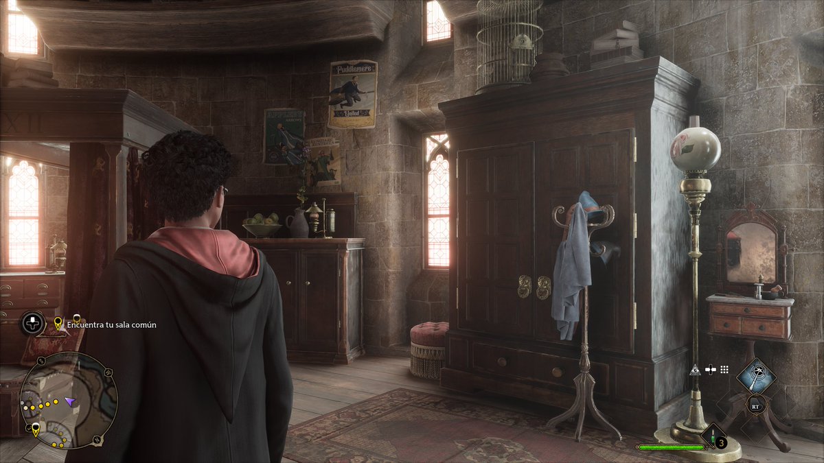 Piza_04's tweet photo. Ni dos horas en #HogwartsLegacy y…🥹🦉⚡️🕯🪄 https://t.co/VKirvgGMqf