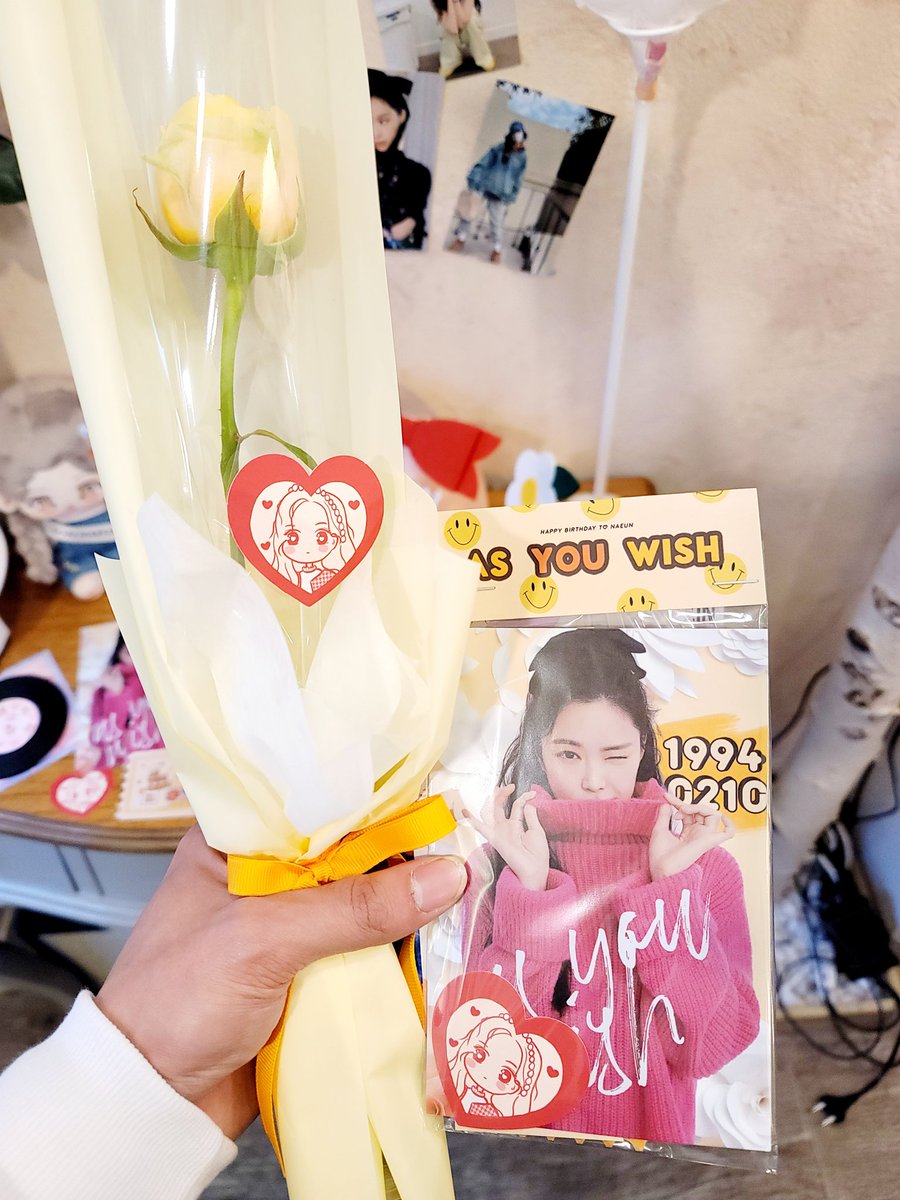 Eunji_Bbooing's tweet photo. 배우 손나은 30번째 생일 꽃집 방문⚘️
항상 꽃길만 걷기를 바라며! 생일 축하드려요😘❤️

#Happy_Naeun_Day
#Blooming_in_February https://t.co/Riany7ovcV