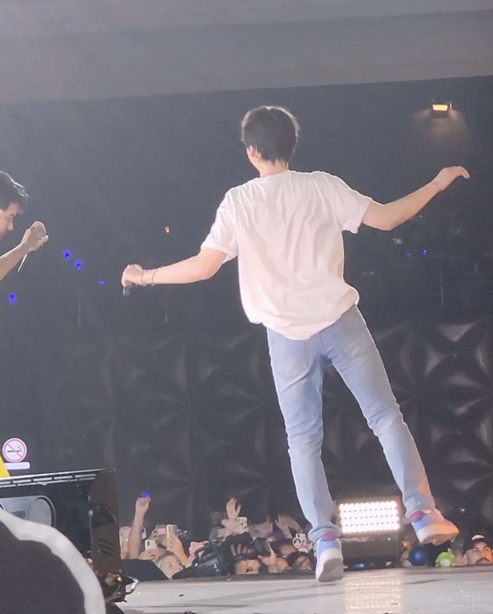 kyu_2323's tweet photo. 규현이 너무 붕방강아디!!!!!!
#규현 #KYUHYUN

https://t.co/iLJzXCCq1K https://t.co/dSeSfB6E7Y