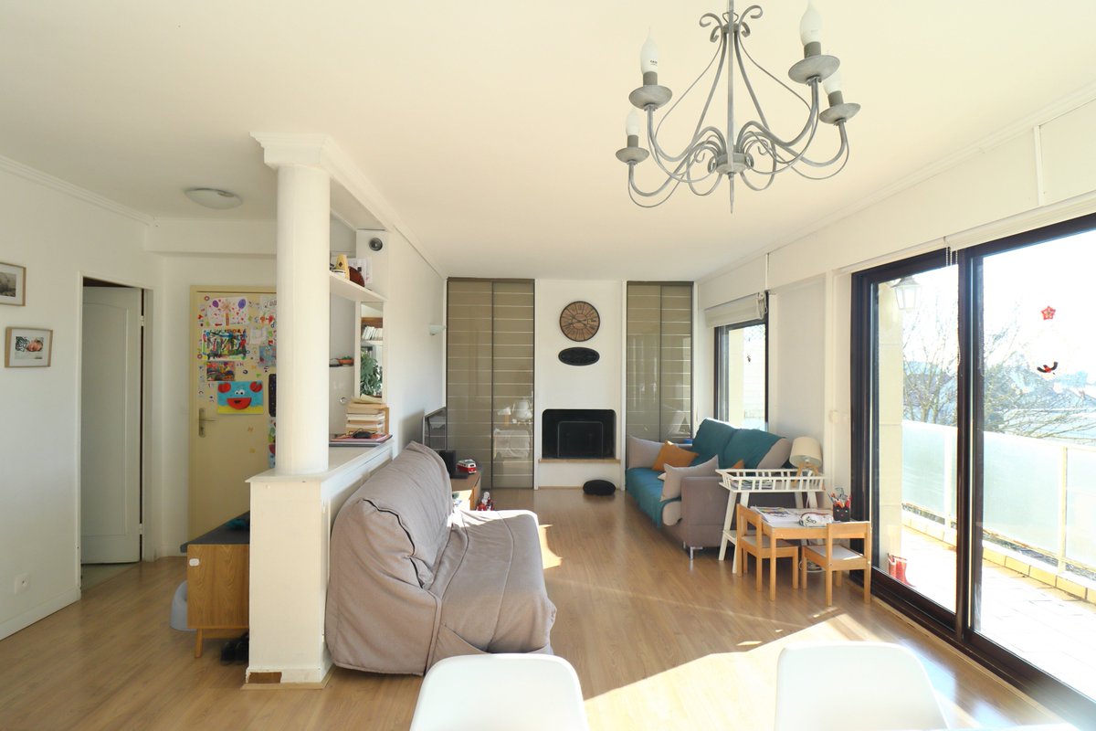 confort_immo's tweet photo. #MaisonsLaffitte : Appartement 3 pièces
464000€
Dont 9000€ TTC d'honoraires d'agence

Quartier Saint-Nicolas, Rue du Tir, 10 mins à pied de la gare, proche des commodités, accès direct à la forêt, calme 
Résidence : Très bien entretenue, sécurisée, connectée par la fibre. https://t.co/QATv5030aQ