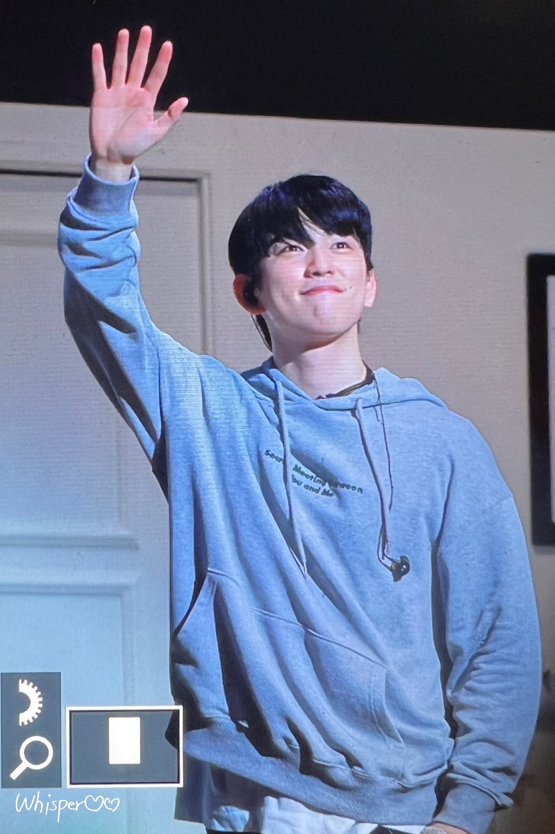 Whisper_922's tweet photo. 230210 Rendezvous Fan Meeting in Japan

👋🏻

#Jinyoung #진영 #박진영 @JINYOUNG
#GOT7 #갓세븐 https://t.co/n2cQlgmltx