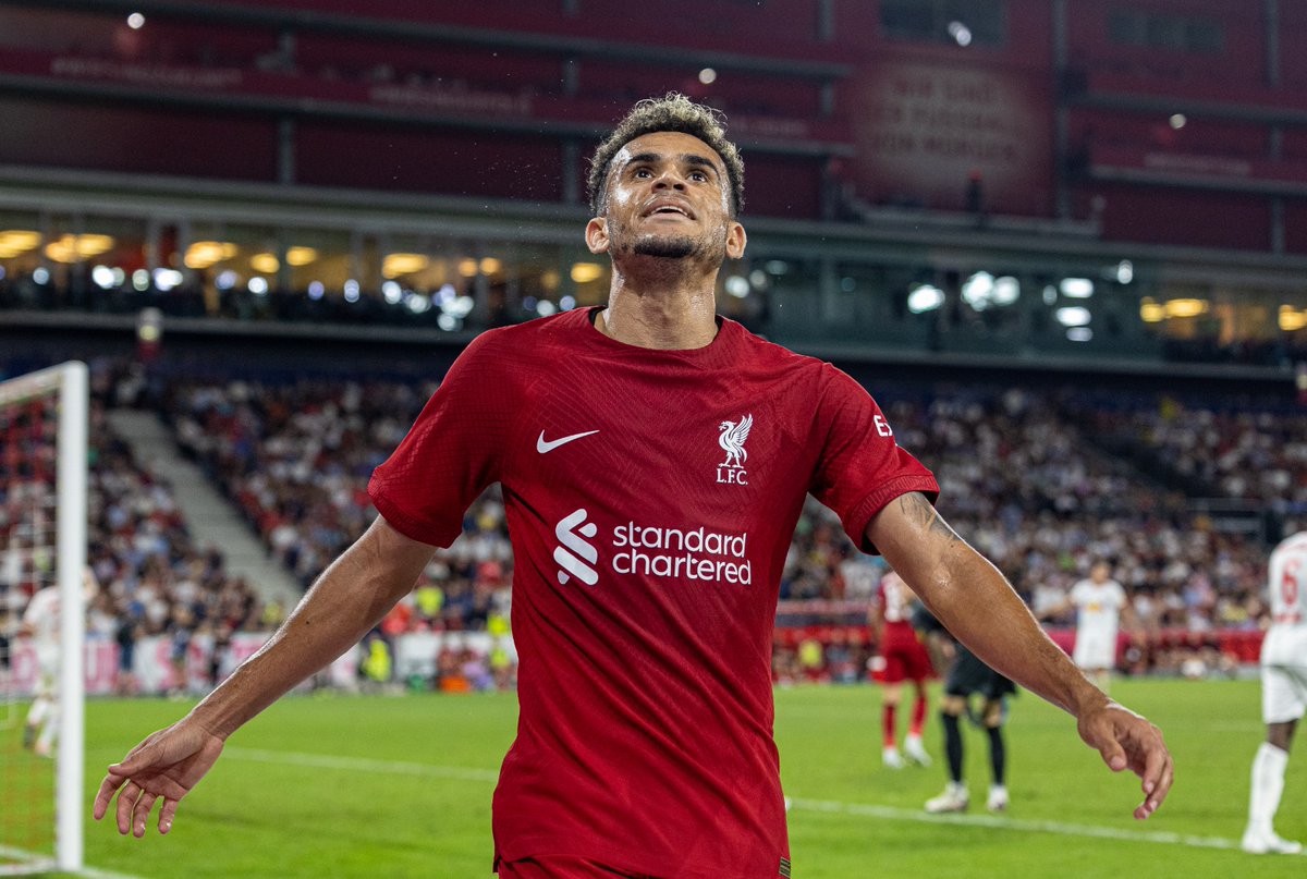 AnfieldWatch's tweet image. 🚨 NEW: Luis Diaz is back training on grass and is pencilled in for a return next month, with it hoped the Colombian will be available for the second leg of the Champions League tie against Real Madrid. #lfc [sky]

Yes, Lucho! ❤️