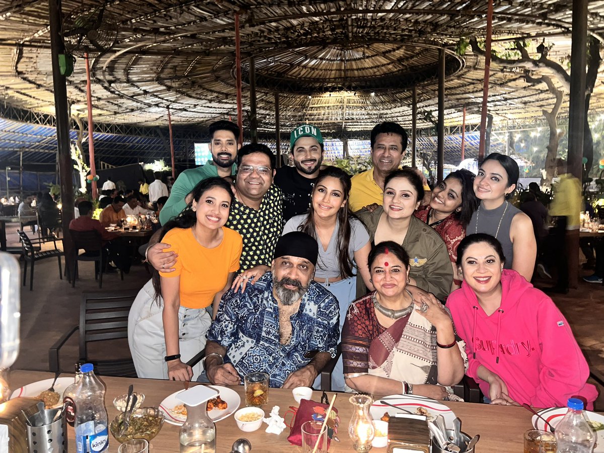 SurbhiChandna's tweet photo. 🥂 
Wrapping Up Season 1 of SherdilShergill In style https://t.co/Py2EKh9kPH