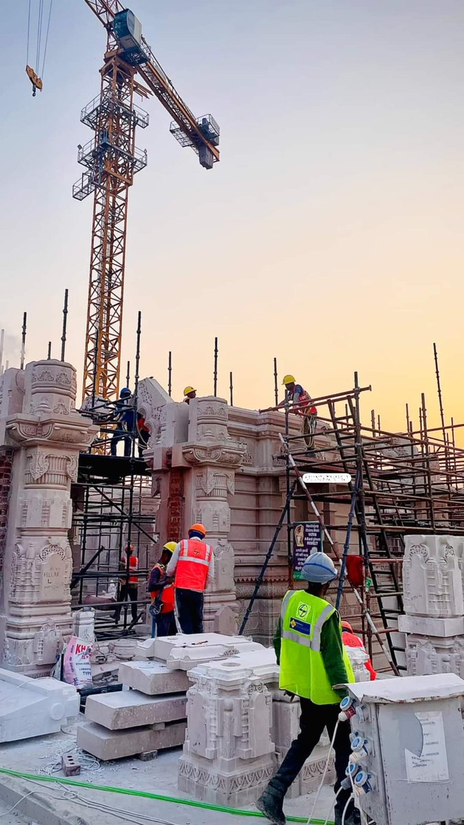 रामजी का मंदिर बन रहा धूम धाम से🚩