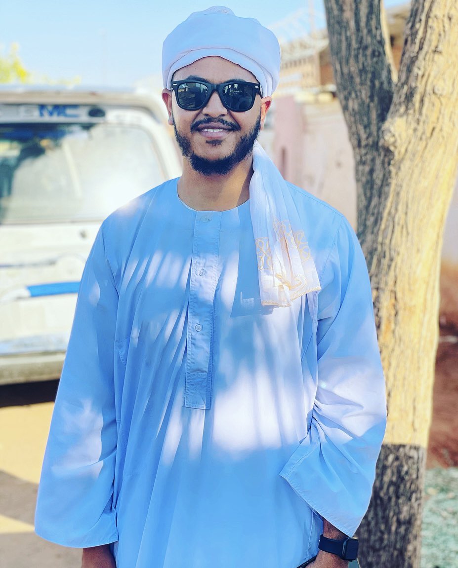 Islamm_moh's tweet image. اللَّهمَّ صلِّ وسلِّم وبارك علي سَيِّدِنا محمد عدد ماذكره الذاكرون وعدد ماغفل عن ذكره الغافلون 🤍🍂

#ﷺ
#جمعة_مباركة
#يوم_الجمعه