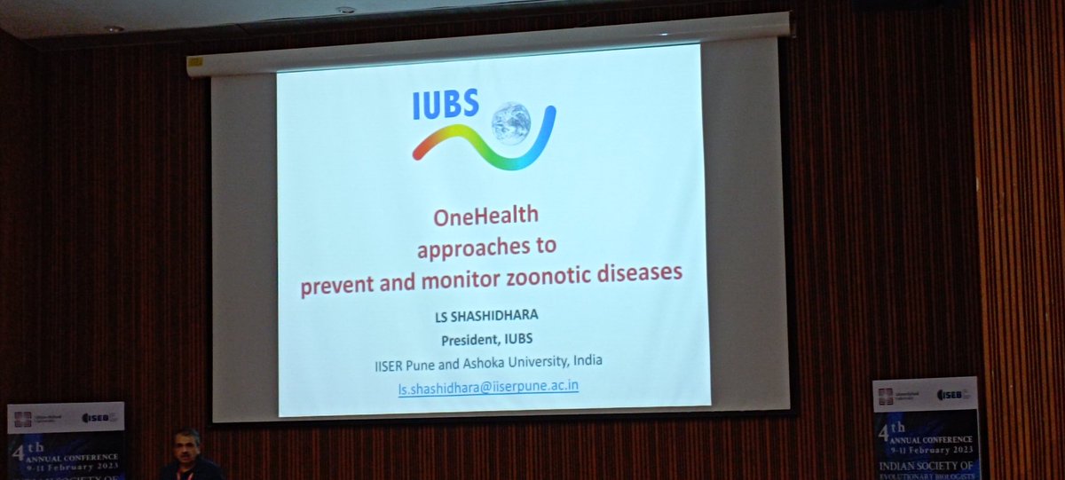 Abhadra7's tweet photo. A nice talk on One health by Shashi, President @IUBS_bio at #iseb4 https://t.co/p7NBmE9Hf7