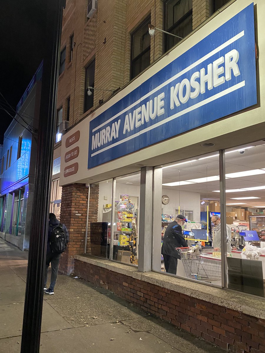 PittLCTL's tweet photo. Our fabulous students have been getting ready by teaching each other how to order in all the languages they can think of ! 😍 and in the meantime what else have we been up to? Late night רוגלה run? Absolutely. #PittHebrew #MurrayAvenueKosher #LanguageCoffeehouse https://t.co/TYPD1jw0I9