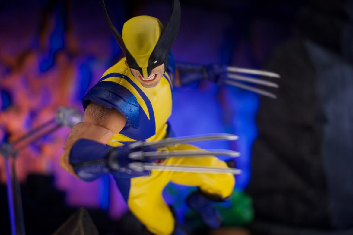6inchplus's tweet photo. Great shots from @damazingtoys 
#Wolverine #xmen #marvel #MarvelComics https://t.co/Nw8J67oHqu