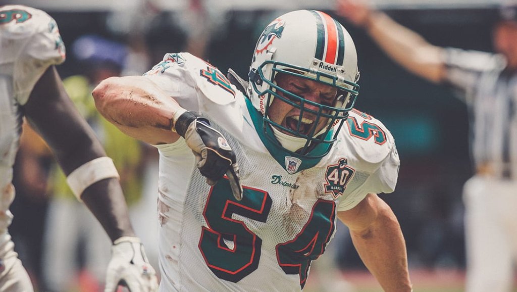 ProFootballHOF's tweet photo. Zach Thomas will forever be known as Hall of Famer No. 370. His resume includes:

-Five-time First Team All-Pro
-@MiamiDolphins Honor Roll
-NFL 2000s All-Decade Team https://t.co/QZvbIWDUcx