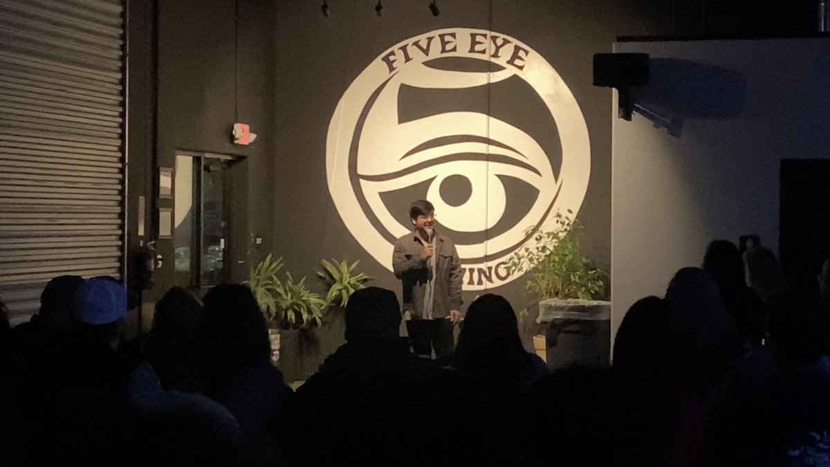 JordanQbaum's tweet image. Fire ass set &amp;amp; crowd! 🎤🔥