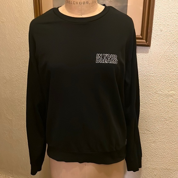 airealescloset's tweet photo. So good I had to share! Check out all the items I'm loving on @Poshmarkapp #poshmark #fashion #style #shopmycloset #americaneagleoutfitters #lululemonathletica #hmdivided: https://t.co/YondRAcX6i https://t.co/AM4MqpU4qz