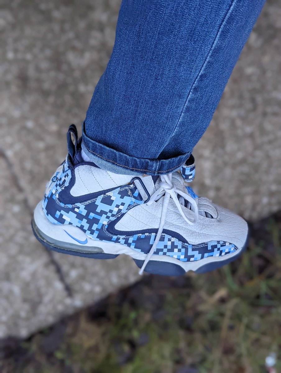 amcmath04's tweet photo. Day 9 (Players Society) well sure you are not surprised who my favorite is... @Iam1Cent! 

#BHMKOTD #Nike #AirPennyIV #DigiCamo #snkrsliveheatingup
#wearyoursneakers #yoursneakersaredope

@JerLisa_Nicole https://t.co/pWq8HtRgD6