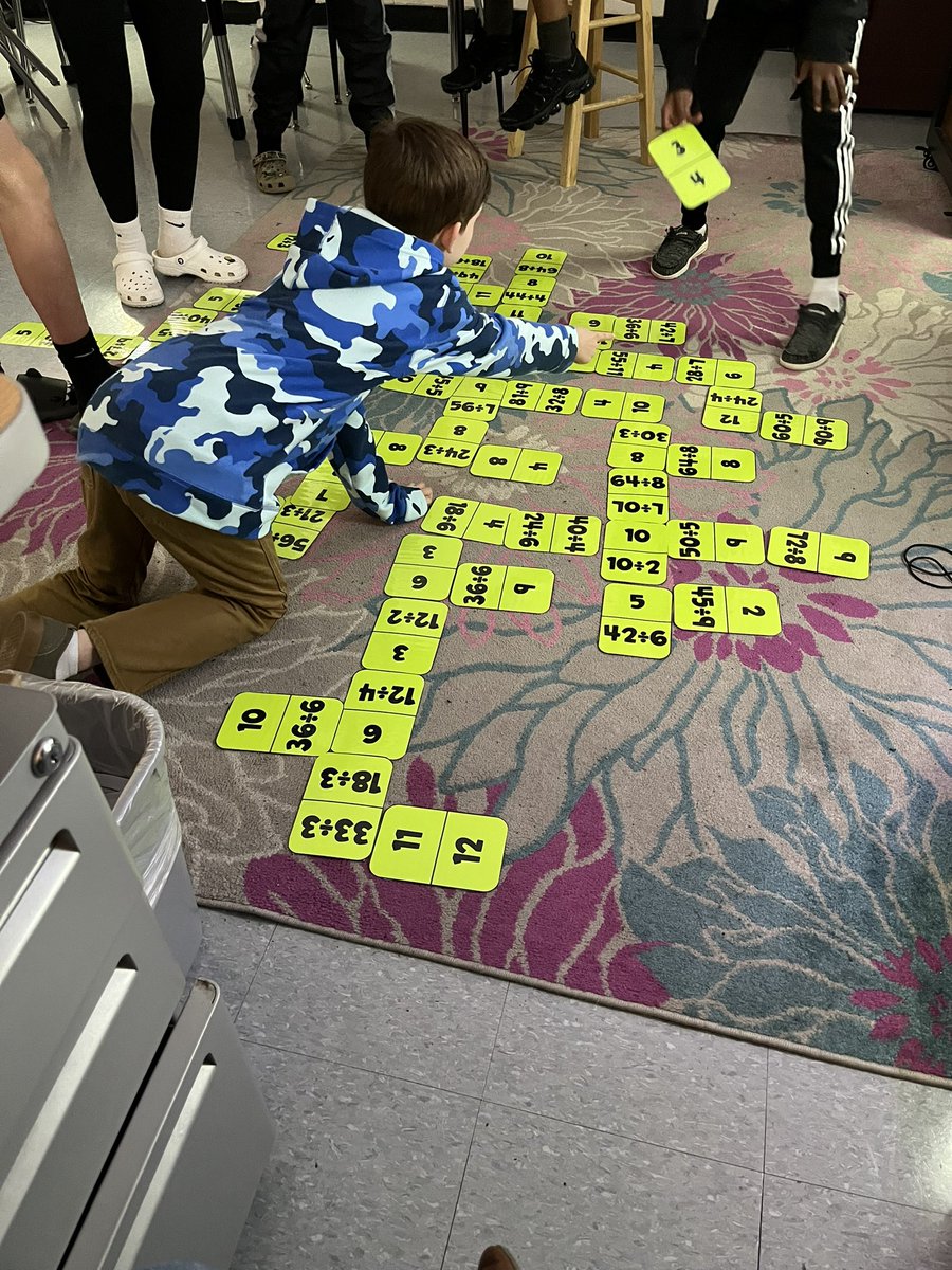 Laura Beth tweet media