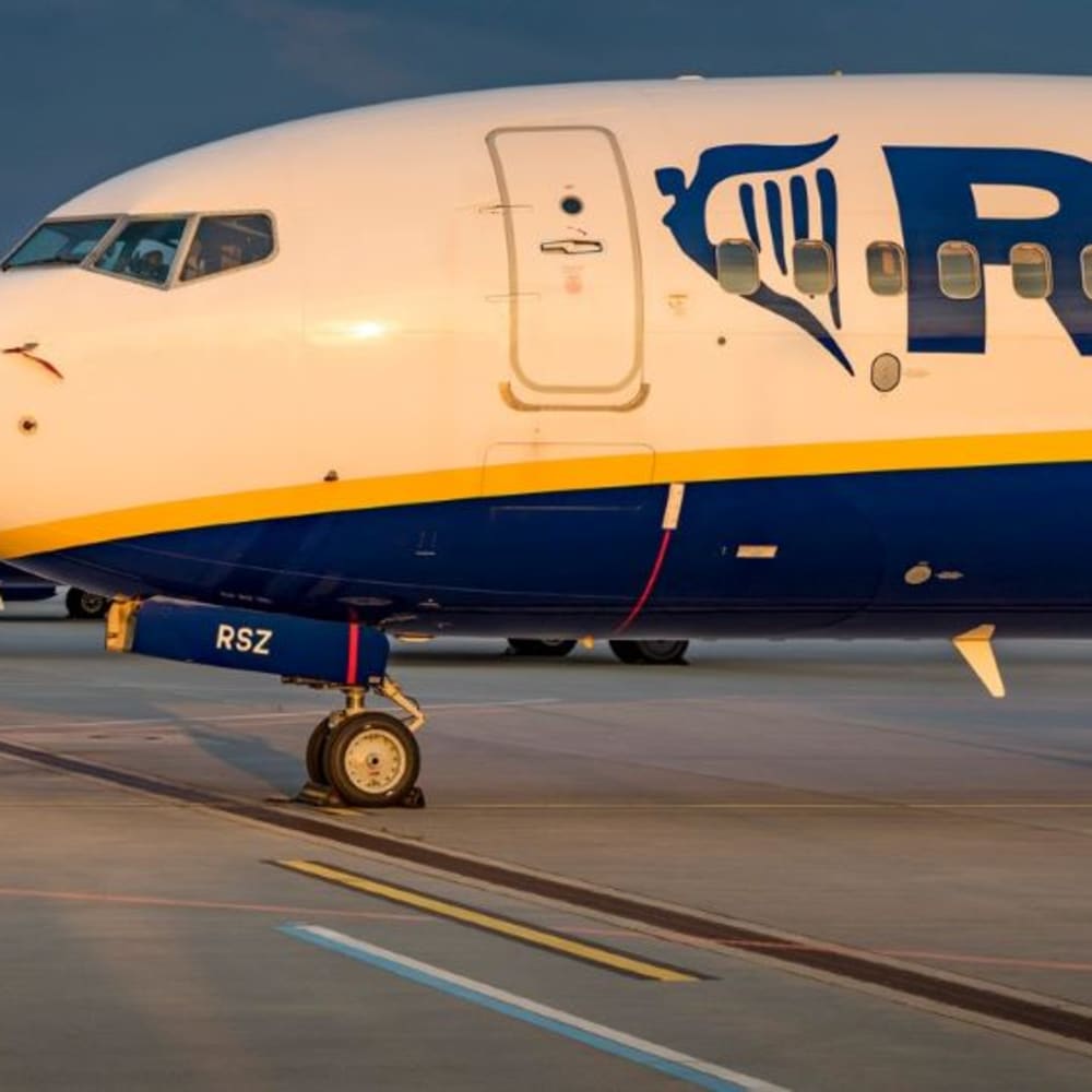 Ryanair fortsätter sin rekordsatsning och adderar ytterligare två nya flyglinjer, ett nytt flygplan och en utökad tidtabell för sina befintliga flyglinjer på Arlanda inför sommaren. Sedan 30/10 har totalt 8 nya linjer etablerats swedavia.mynewsdesk.com/pressreleases/…