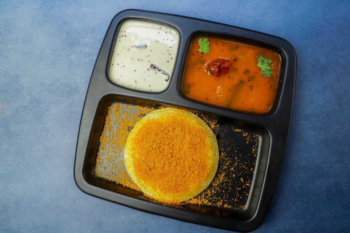 naadbramha_idli's tweet photo. Most affordable place for breakfast😍
Naadbramha Button Ghee Idli and Thatte Ghee Idli ❤️

#naadbramhaidli #idlichutney #idlisambhar #idlisambar #southindianfood #southfood #indianbreakfast #indianfood #idlis #podiidli #thatteidli #buttonidli #foodie #food #foodies https://t.co/008E07fjFj