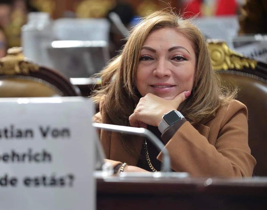 Adriana Espinosa de los Monteros tweet media