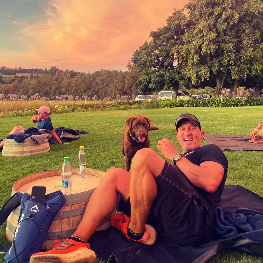 noujouhaan's tweet photo. Full moon run @ Alto 

Volmaan 🐾🐾jy kan tot die wolf hoor huil🐺🐺

Hierdie kaap is maar net een awesome piece of scenery 🤩🤩🤩

Kapit uit fluit fluit....daai Alto Rouge is beste innie weste🍷

#runventures #alto 
#livinglife #trail #running https://t.co/dfuzbMm65W