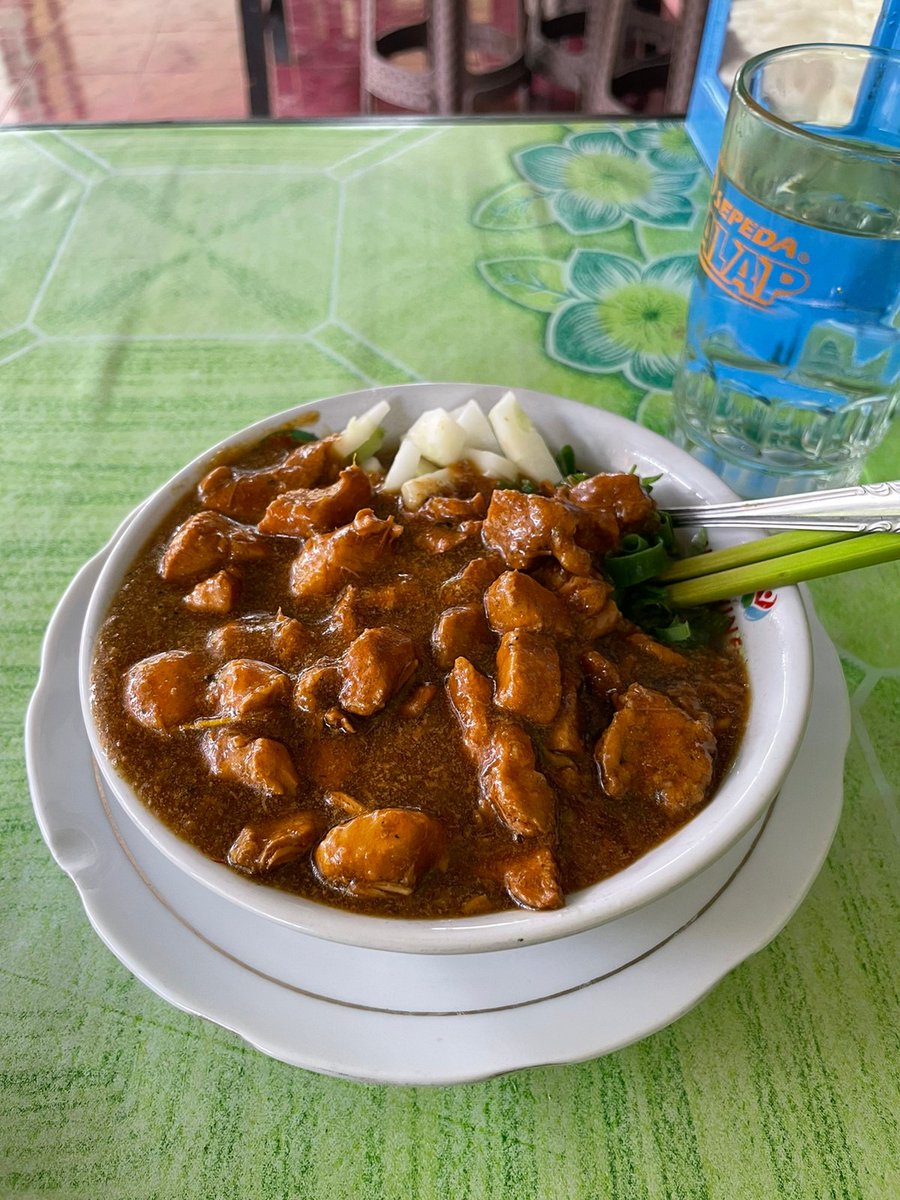 SurepSaputra's tweet photo. @FFOODFESS Team Mi Ayam dong https://t.co/DL3PesW1I8