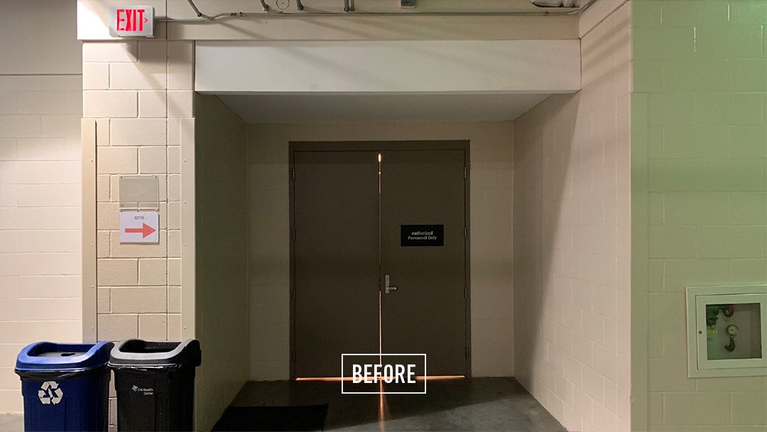 TheAthBrandCo's tweet photo. Check out the amazing transformation of the Creighton Bluejays men’s basketball arena corridor, from “before” to “after”! #athleticbranding #athleticfacility #athleticrecruiting #sportsdesign #sportsbranding #branding #design #lockerroom #lockerroomgoals #BeforeandAfter https://t.co/u7Xque7Kwp