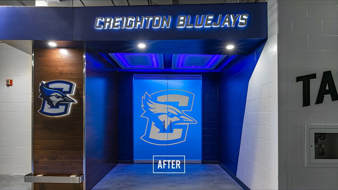 TheAthBrandCo's tweet photo. Check out the amazing transformation of the Creighton Bluejays men’s basketball arena corridor, from “before” to “after”! #athleticbranding #athleticfacility #athleticrecruiting #sportsdesign #sportsbranding #branding #design #lockerroom #lockerroomgoals #BeforeandAfter https://t.co/u7Xque7Kwp