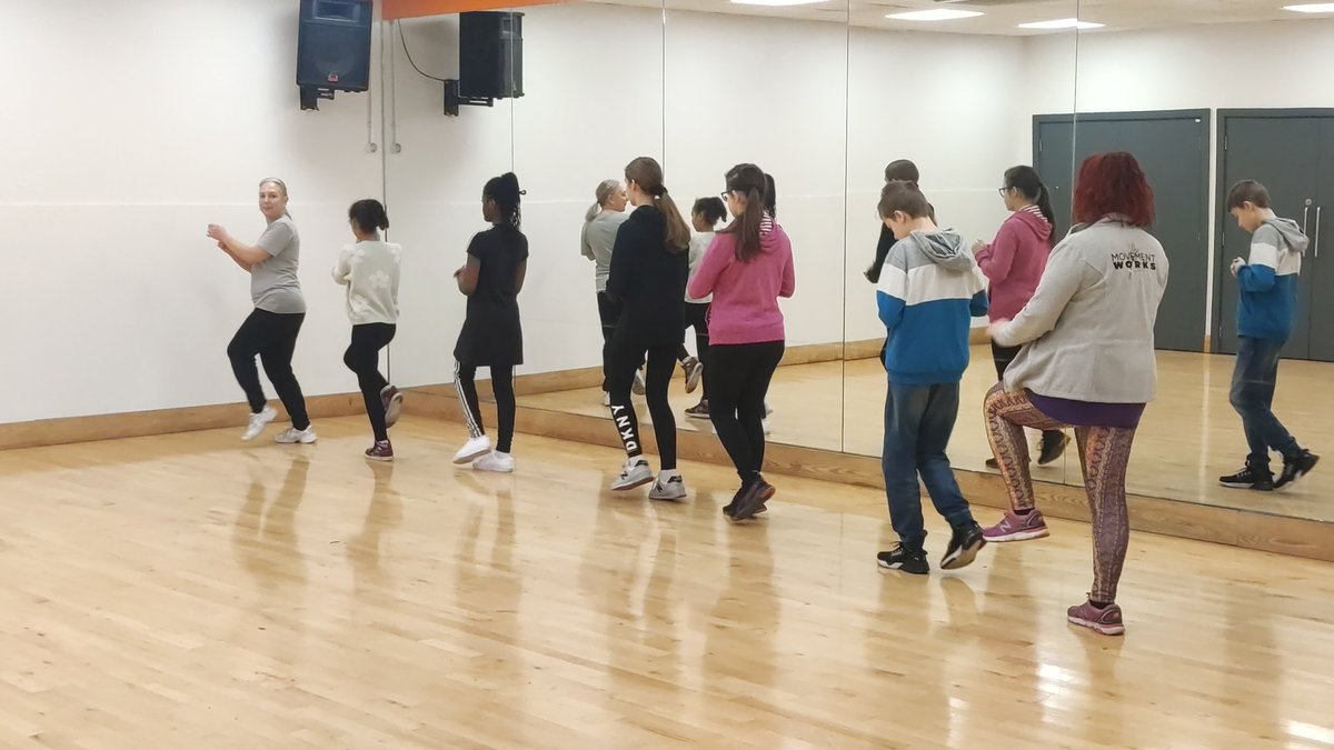 MovementWorksEd's tweet photo. Recent session of #ArtistesForAutism for @WAFfringe 

There is still time to #GetInvolved  https://t.co/4zL8zWcOsS

Join us on Weds at Tooting Leisure Centre @placesforpeople  4.30 - 5.30 pm

#AutisticYouth #LetsCreate 
Thanks to
@A2ndvoiceCic @ShareCommunity for supporting https://t.co/LCAUdNRpgb