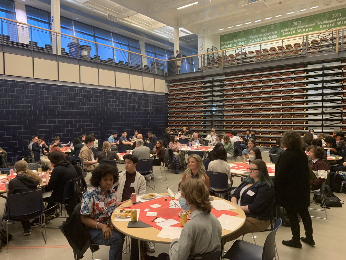 aviationhs's tweet photo. Thank you mentors for joining us this afternoon for the @aviationhs #mentorevent https://t.co/MnV7EtMIkS