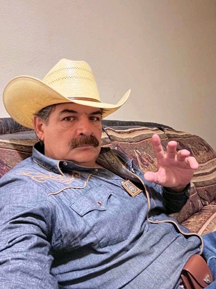 marcos52338648's tweet photo. Hermoso Reginaldo 😍😍😍🤠🤠 https://t.co/yxKqHT09nX