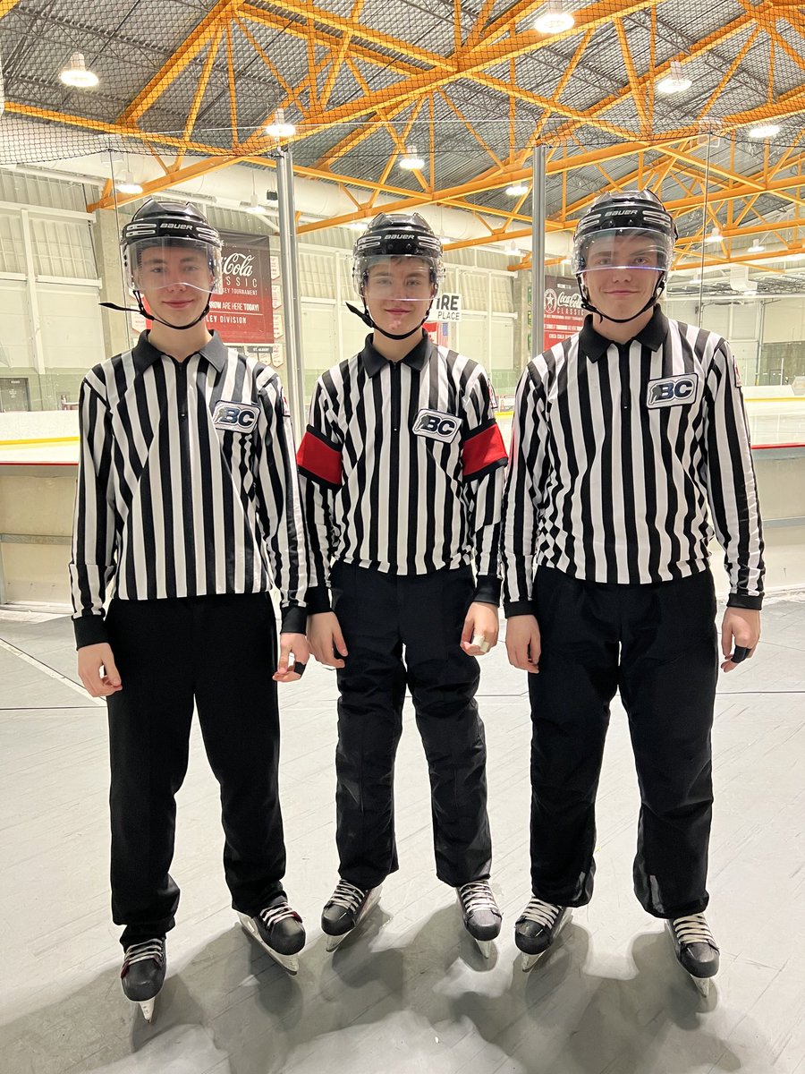 BCHockey_Refs's tweet photo. February includes celebrating Family Day in BC starting with the Charbonneau brothers Tearin, Taydin &amp; Jakin lacing up for a game inside  Vernon’s Kaltire Place, #morethandroppingpucks https://t.co/PU3XBYc9Vw