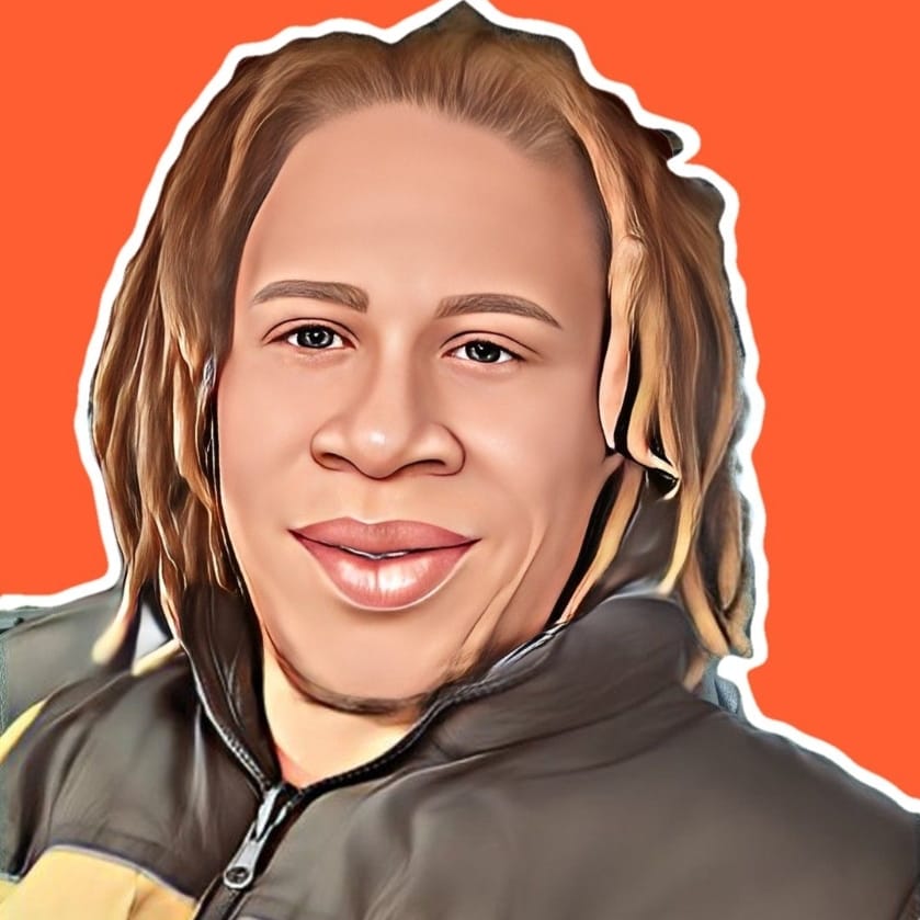 therealreesej's tweet photo. #NewProfilePic https://t.co/JQ5rYhNlUc
