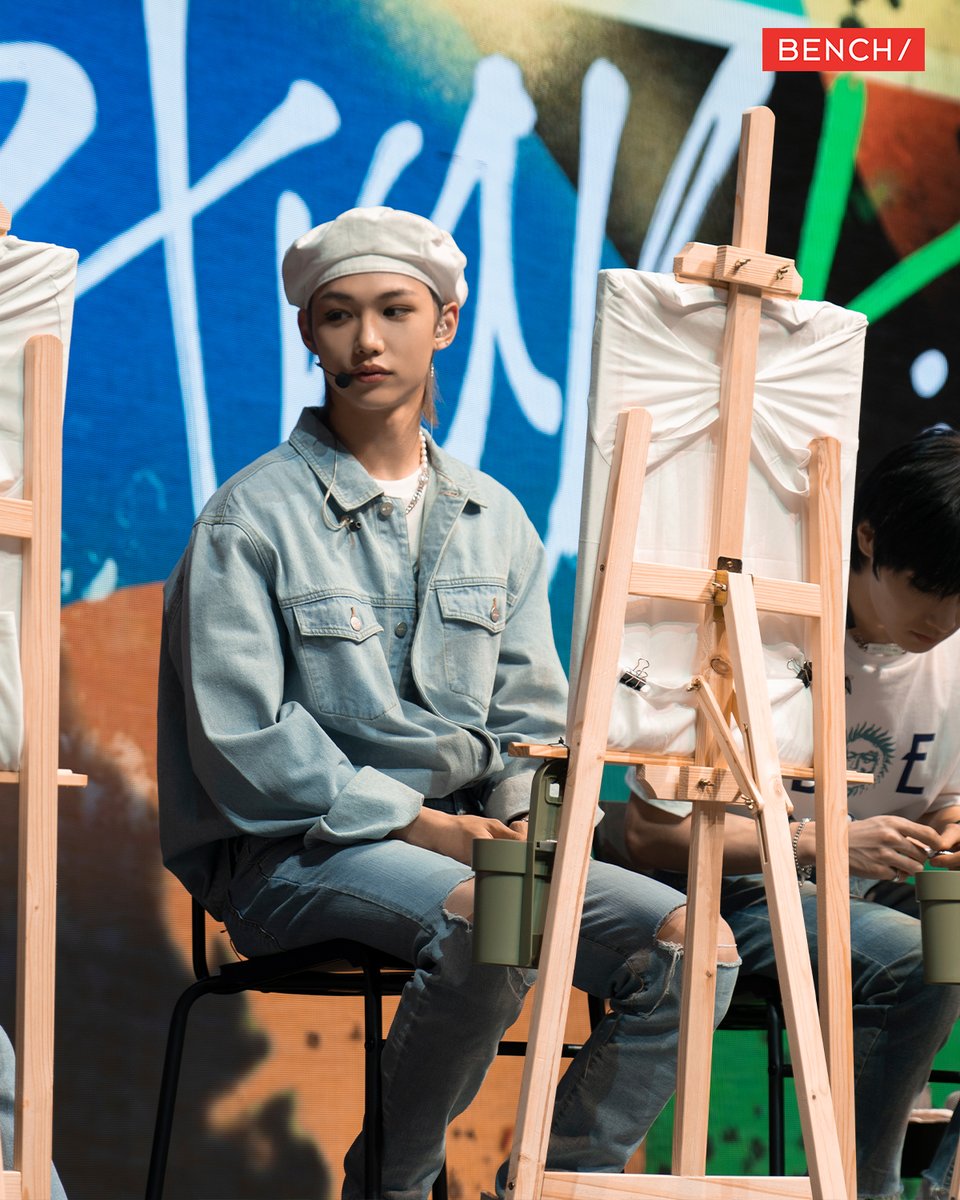 benchtm's tweet photo. 💖 Flashback Friday 💖 Did you miss our boys? Totally relate! Browse all these photos and indulge ourselves once more in all the K-lig feels from the #StayWithBENCH fan meet last Jan. 20 at the SM MOA Arena. (2/3)

#BENCHxSTRAYKIDS #Stay #GlobalBENCHSetter @Stray_Kids https://t.co/HucHX0BtBY