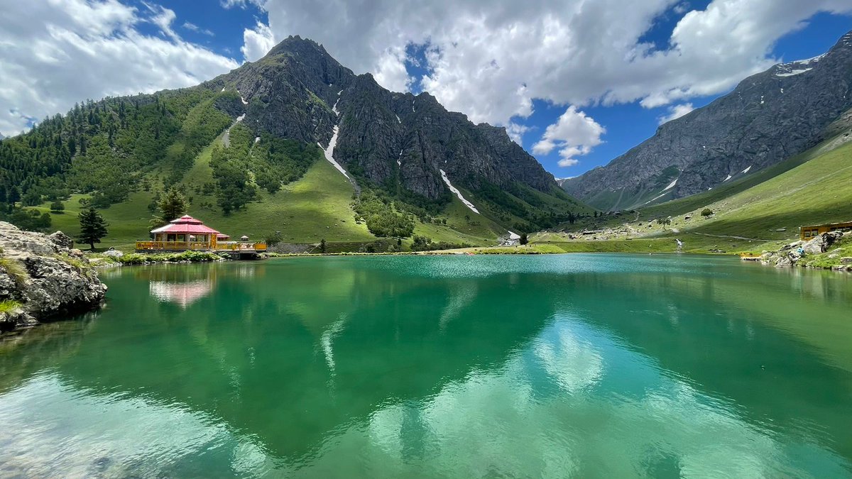 APlannersPak's tweet photo. Jumma mubarik
May Allah fulfill all the deepest desire of your heart on this blessed day
Keep smiling, trust Allah, &amp; pray for #turkey &amp; #Syrian 
Adventure Planners Pakistan | Travel &amp; Tour Agency in pakistan #besttourcompany #cuticutimalaysia #sarawak #sabahtourism #malaysia https://t.co/LGZLh8cFMR